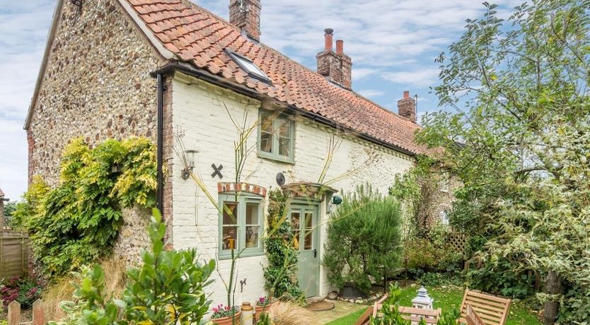 Photo of in Syderstone (KT146)