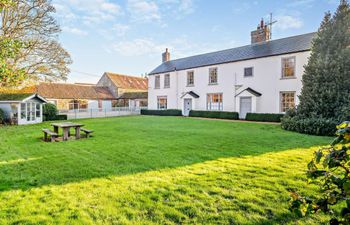 in Snettisham (KT124) Holiday Cottage