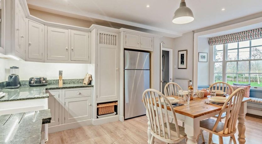 Photo of 4 Bed in Snettisham