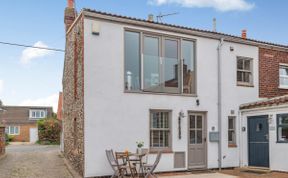 Photo of in Brancaster Staithe (KT179)
