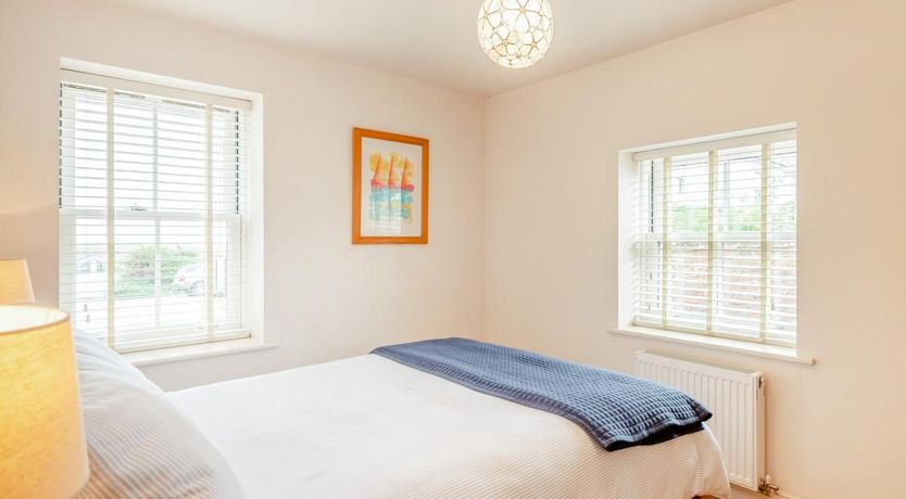 Photo of 2 Bed in Brancaster Staithe