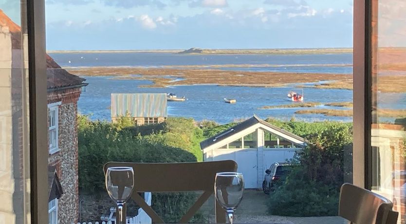 Photo of 2 Bed in Brancaster Staithe