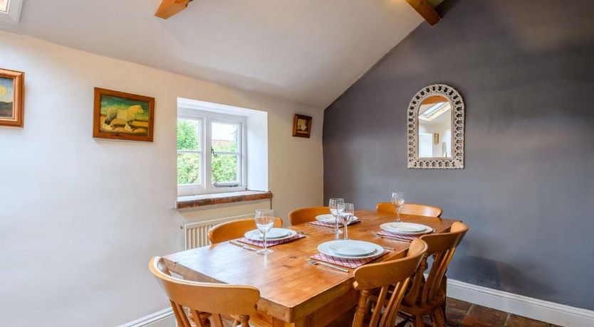 Photo of 2 Bed in Field Dalling