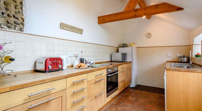 Photo of 2 Bed in Field Dalling