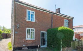 Photo of 2 Bed in Trunch