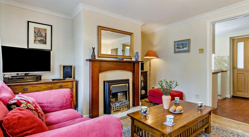 Photo of 2 Bed in Trunch