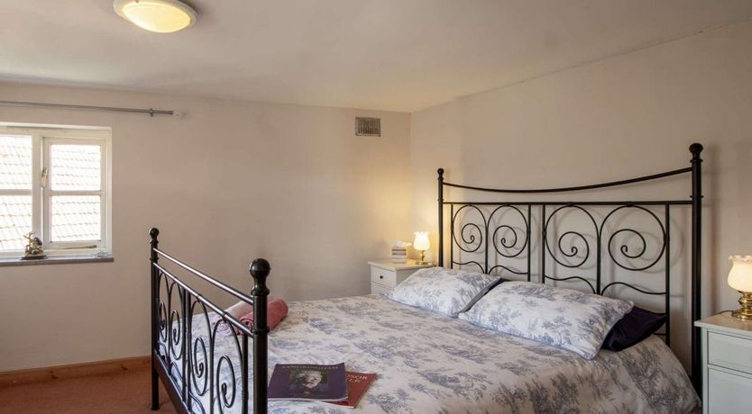 Photo of 2 Bed in Little Walsingham