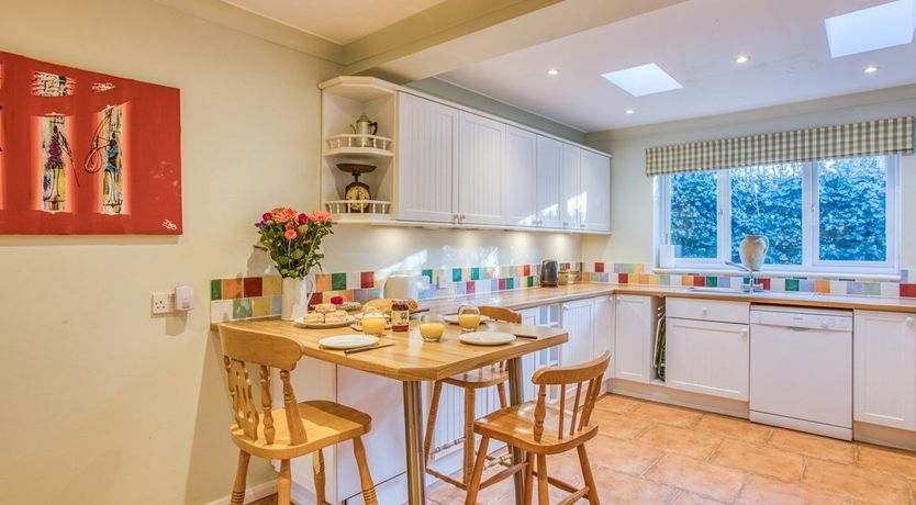 Photo of 4 Bed in Old Hunstanton