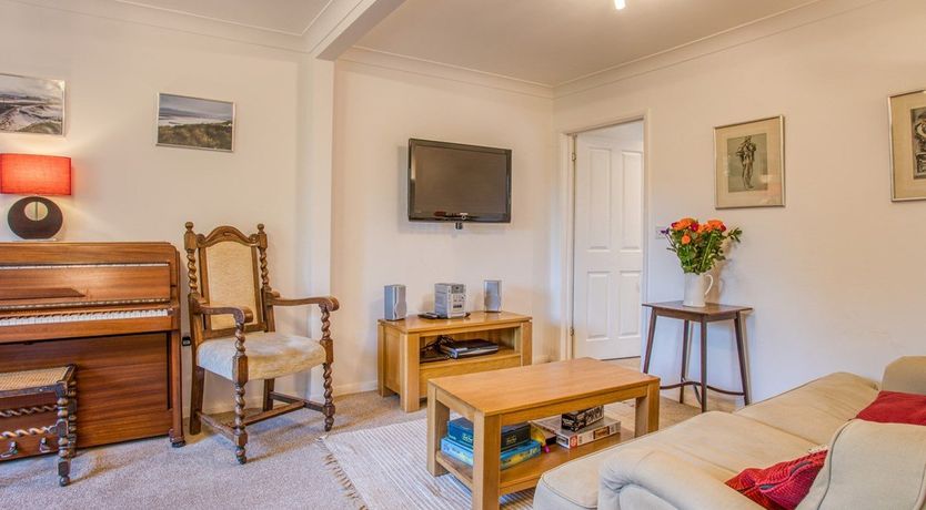 Photo of 4 Bed in Old Hunstanton