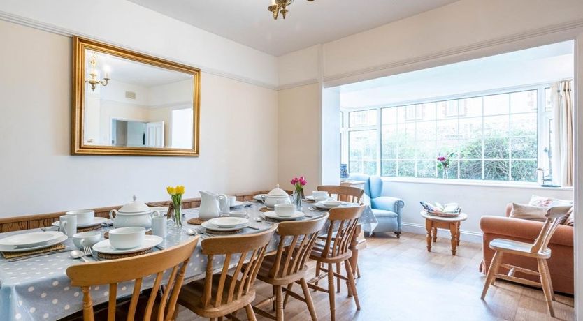 Photo of 5 Bed in Thornham