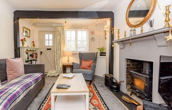1 Bed in Tenterden Holiday Cottage