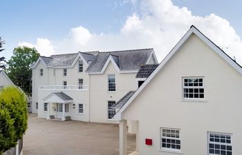 The Shell at the Hideaway Holiday Cottage