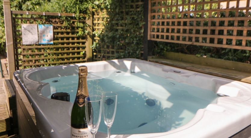 Photo of Shenton Cottage