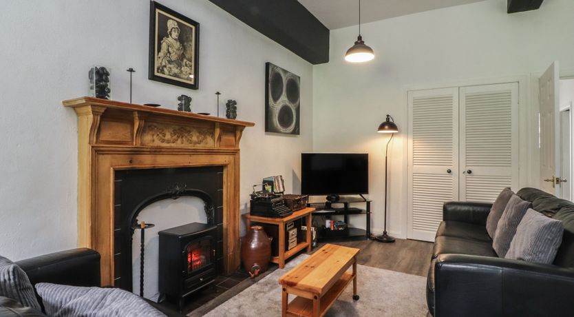 Photo of 2 Riverside Walk