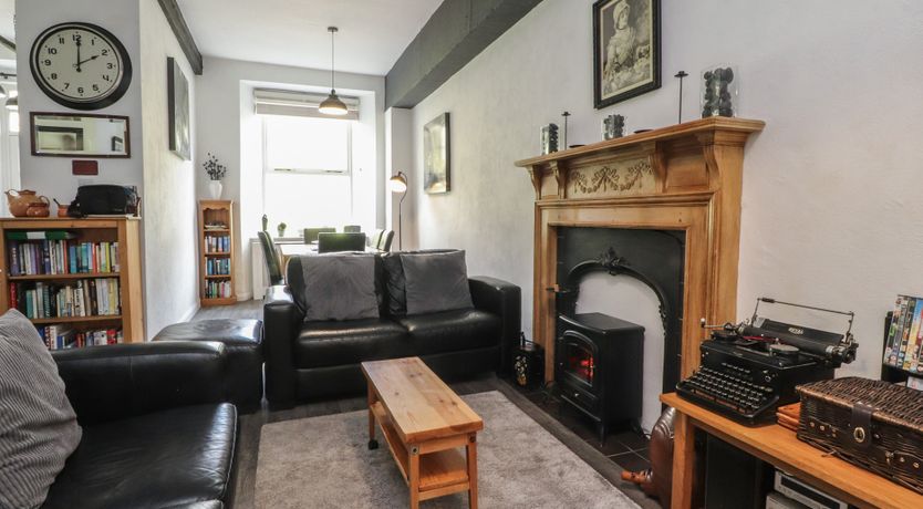 Photo of 2 Riverside Walk