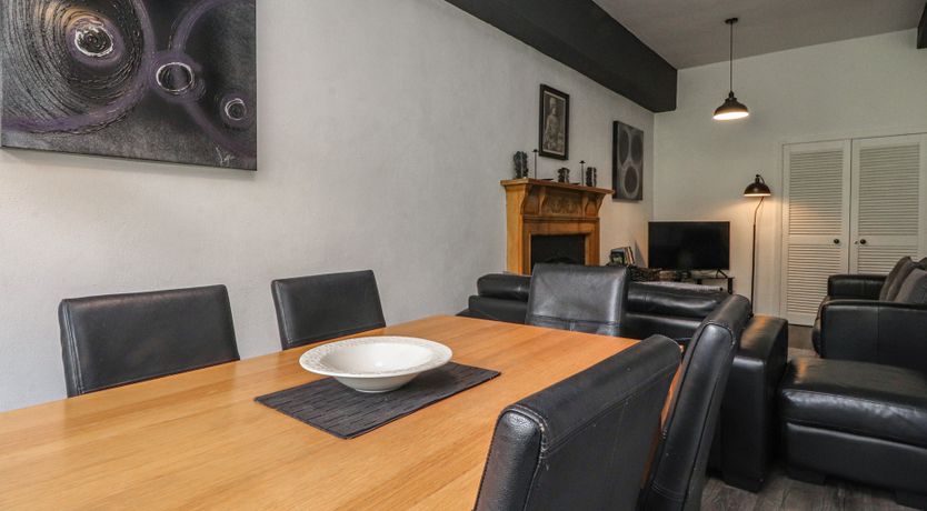 Photo of 2 Riverside Walk