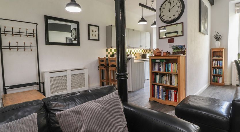 Photo of 2 Riverside Walk