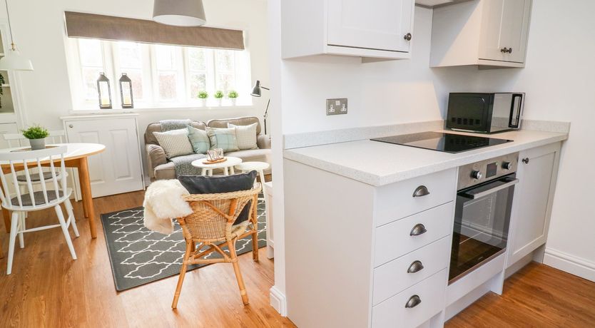 Photo of 3 Poole End