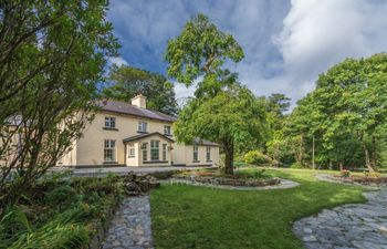 Luxe Lodge Holiday Cottage