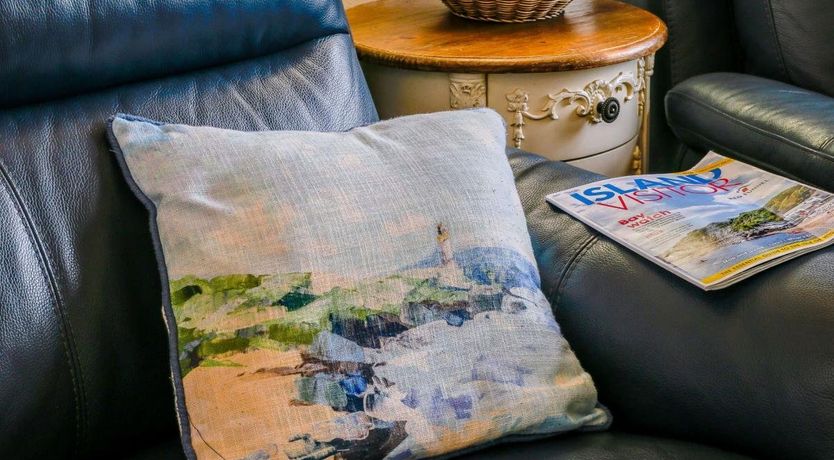 Photo of 2 Bed in Gurnard