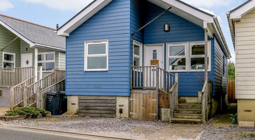 Photo of in Gurnard (73374)
