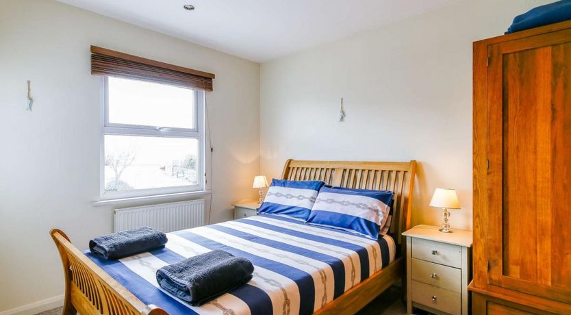 Photo of 2 Bed in Gurnard