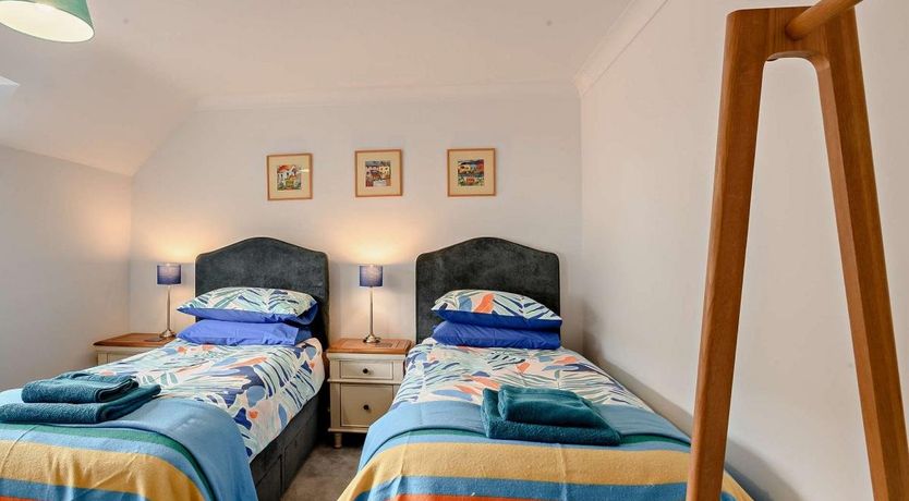 Photo of 2 Bed in Holt