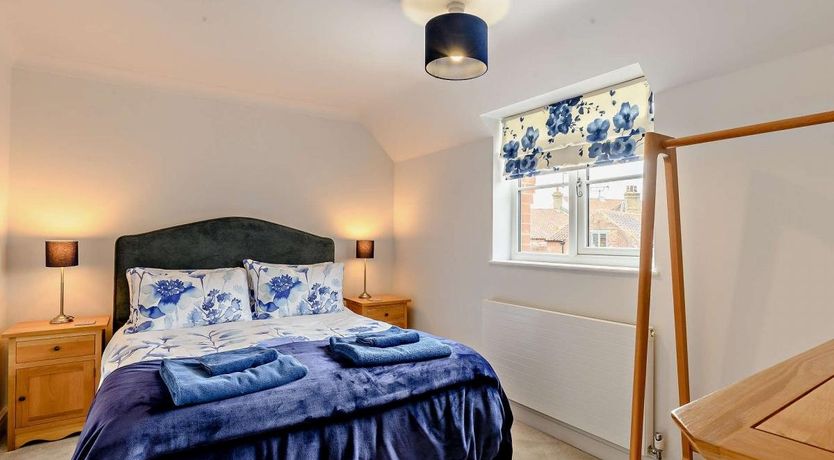 Photo of 2 Bed in Holt