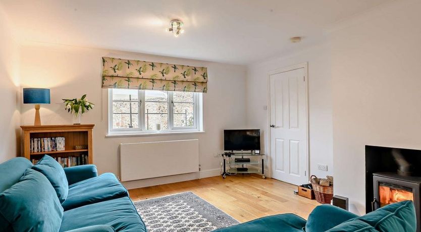 Photo of 2 Bed in Holt