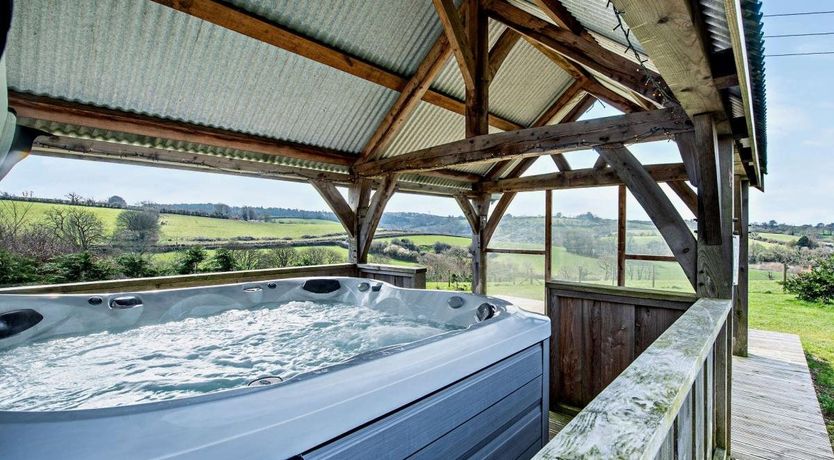 Photo of 2 Bed in Lampeter Velfrey