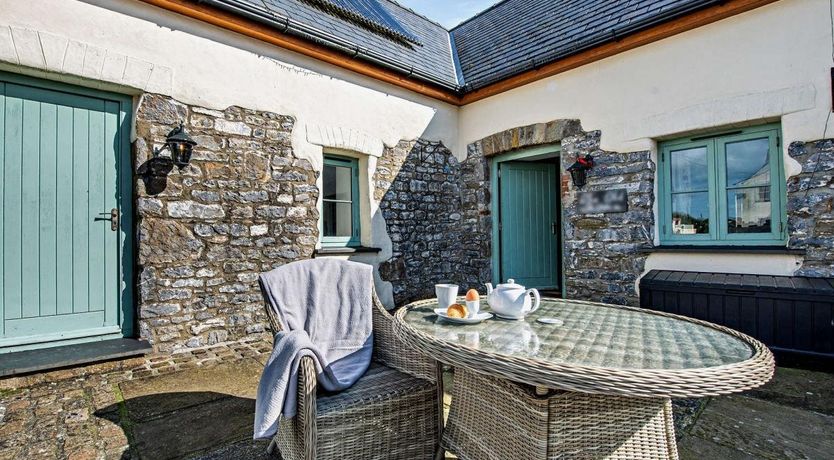 Photo of 2 Bed in Lampeter Velfrey