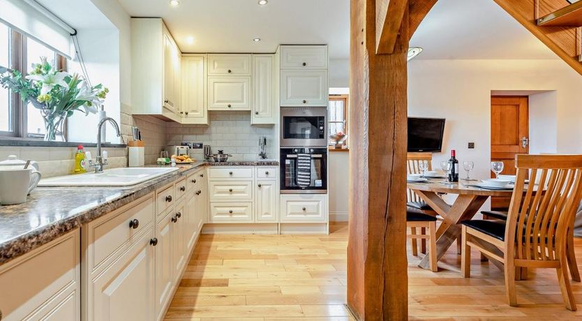 Photo of 2 Bed in Lampeter Velfrey