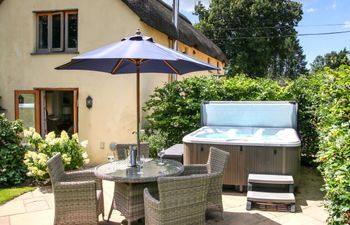 2 Bed in Ebberley Holiday Cottage