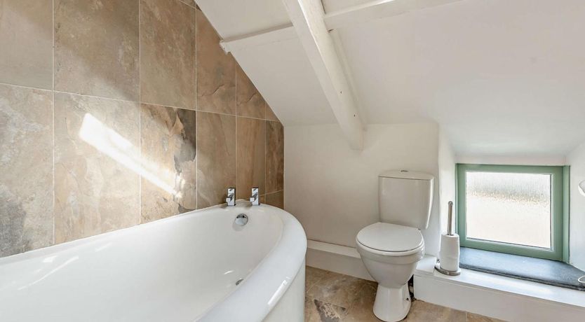 Photo of 2 Bed in Narberth