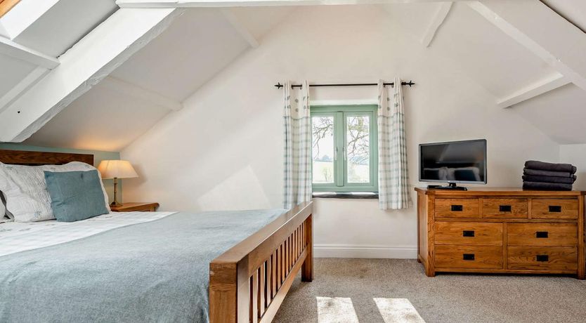 Photo of 2 Bed in Narberth