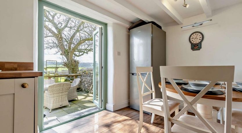 Photo of 2 Bed in Lampeter Velfrey