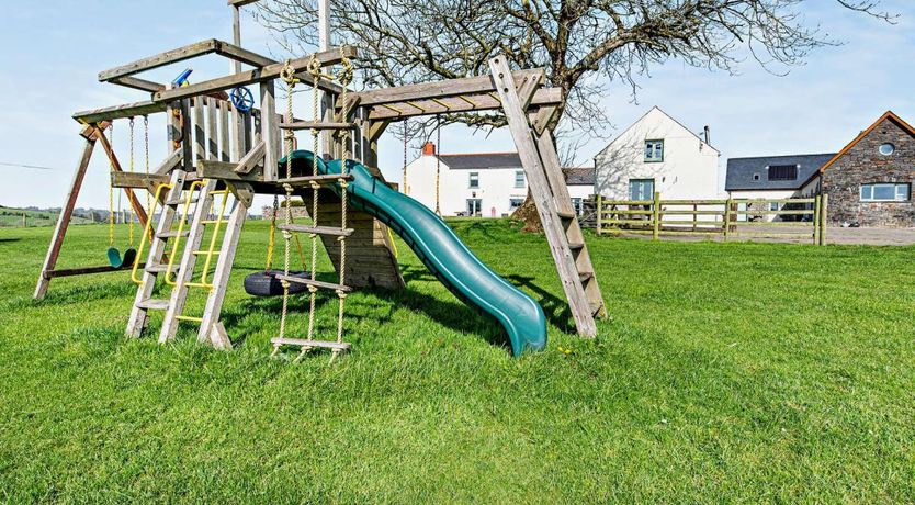 Photo of 2 Bed in Lampeter Velfrey