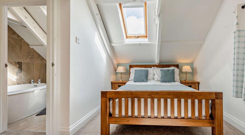 Photo of 2 Bed in Lampeter Velfrey