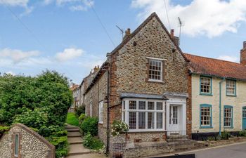 in Blakeney (NCC95) Holiday Cottage