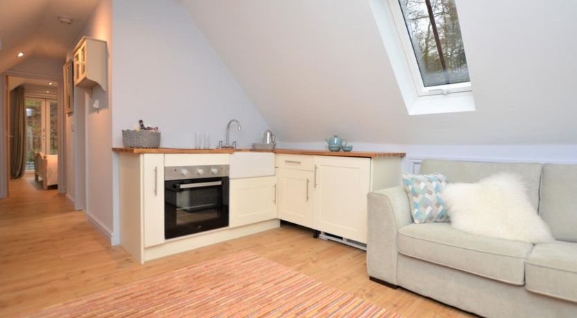 Photo of 1 Bed in Alton