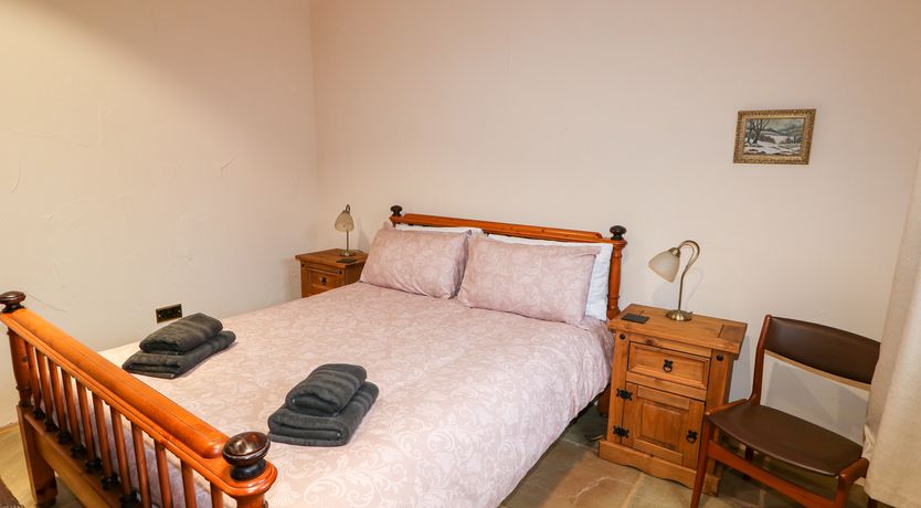 Photo of Honey Buzzard Barn