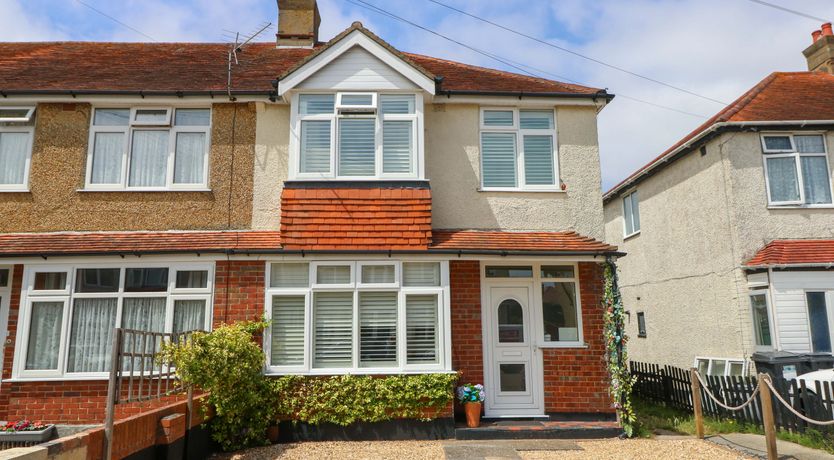 Photo of 32 Cranleigh Close