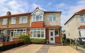 Photo of 32 Cranleigh Close