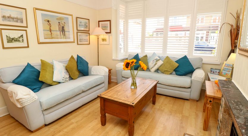 Photo of 32 Cranleigh Close