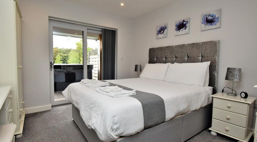 Photo of 4 Bed in Kinnerley