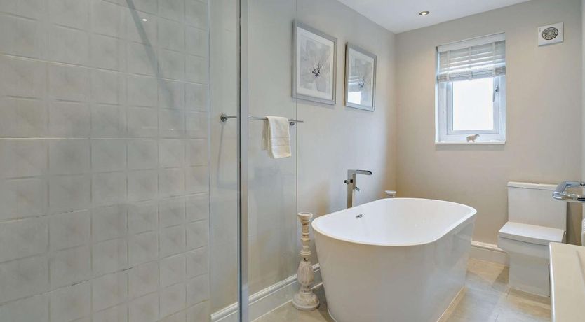 Photo of 2 Bed in Grange-over-sands