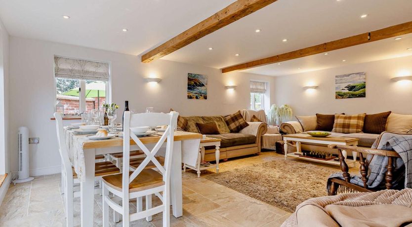 Photo of 3 Bed in Whitchurch