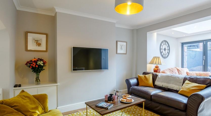 Photo of 4 Bed in Harrogate