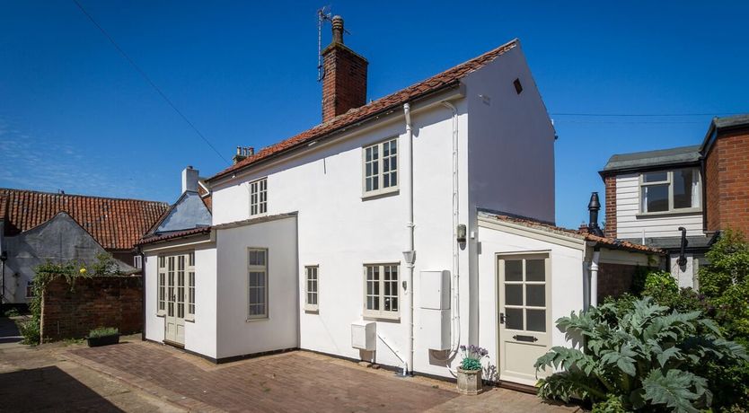 Photo of Lavender Cottage, Youngs Yard