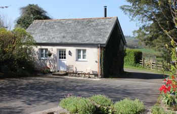 The Linney Holiday Cottage